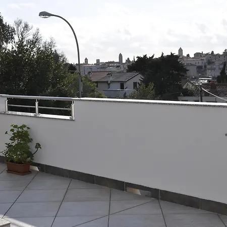 Apartment Crobeg *